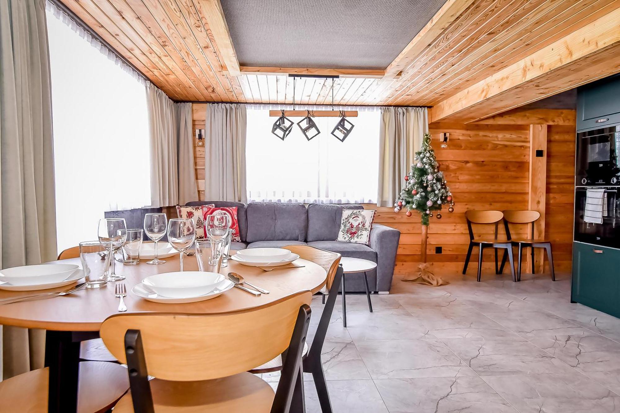 Two-Bedroom Apartment Mountain View